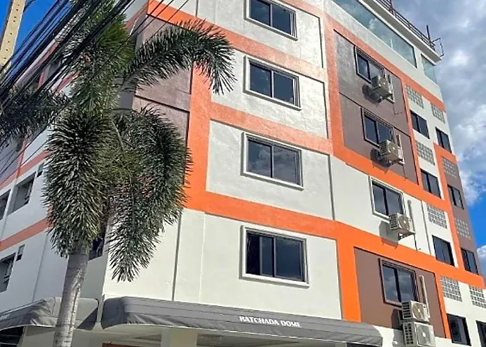 Hotel Ratchadadome 3*