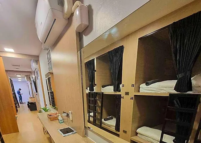 Ratchadadome Hotel 3*
