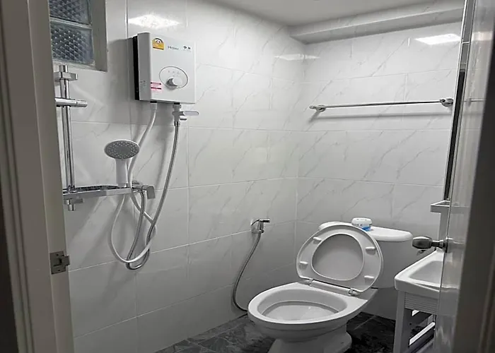 Hotel Ratchadadome 3*